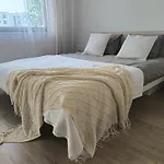 Altoria Apartament *